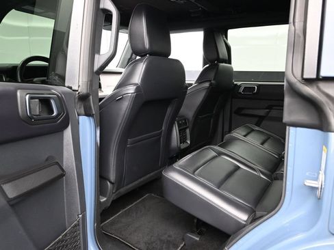 Used 2025 Ford Bronco Outer Banks AWD/4WD image 16