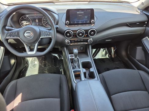 Used 2023 Nissan Sentra SV FWD image 14