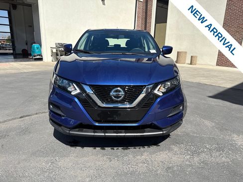 Used 2022 Nissan Rogue Sport S AWD/4WD image 2