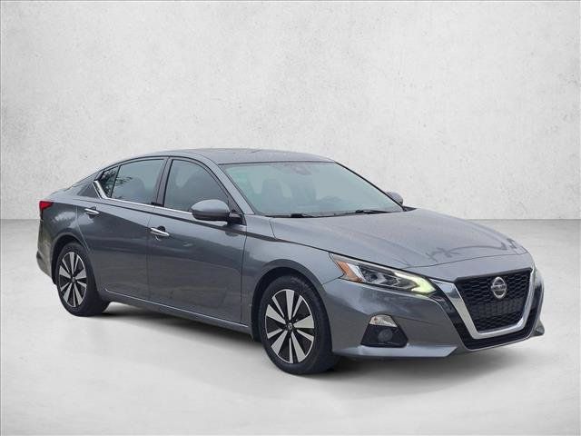 Used 2019 Nissan Altima 2.5 SV FWD image 3