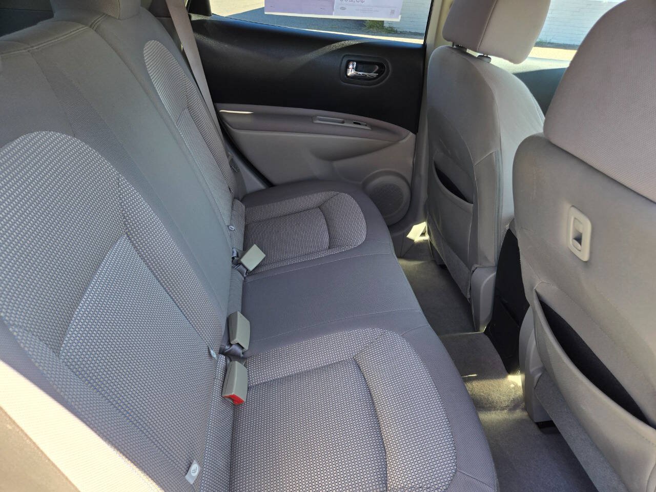 Used 2012 Nissan Rogue SV w/ Premium Pkg AWD/4WD image 27