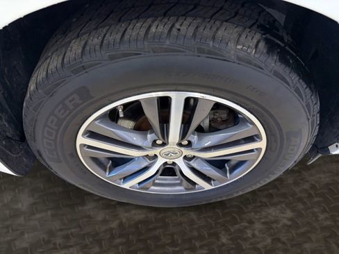 Used 2019 INFINITI QX60 Luxe w/ Essential Package image 79