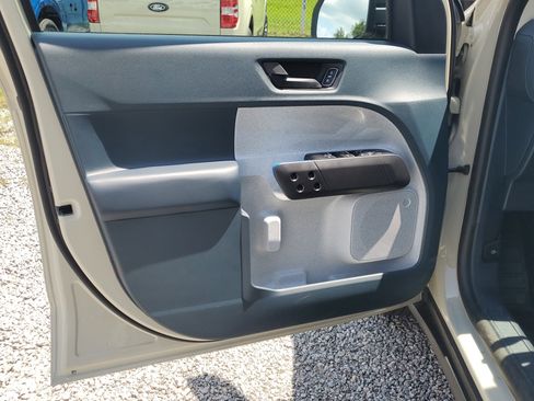 New 2025 Ford Maverick XLT w/ Equipment Group 302A image 16