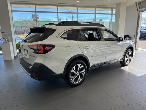 Used 2020 Subaru Outback Limited w/ Popular Package #2 image 8