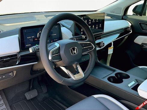 New 2026 Honda Prologue Touring image 13