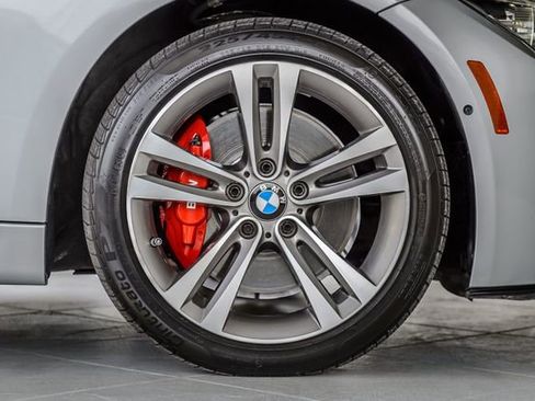 Used 2017 BMW 340i xDrive Sedan image 15