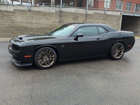 Used 2022 Dodge Challenger SRT Hellcat Redeye RWD image 3
