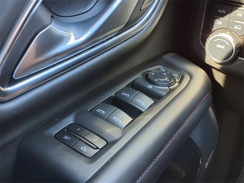 Used 2023 Chevrolet Tahoe RST image 37