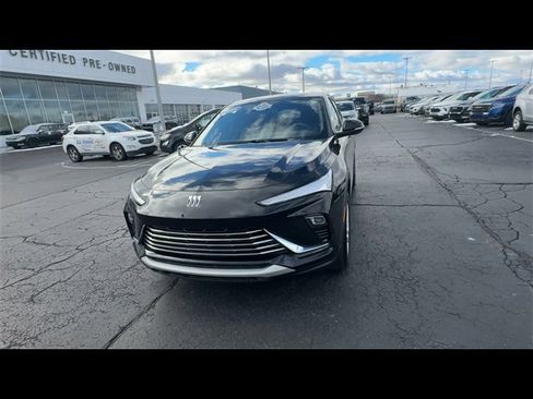 Certified 2025 Buick Envista Preferred image 3