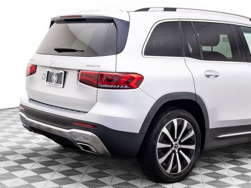 Used 2022 Mercedes-Benz GLB 250 4MATIC image 37
