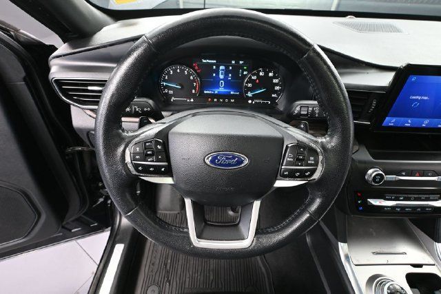 Used 2020 Ford Explorer Limited AWD/4WD image 21