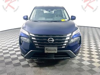 Used 2024 Nissan Rogue SV video 2