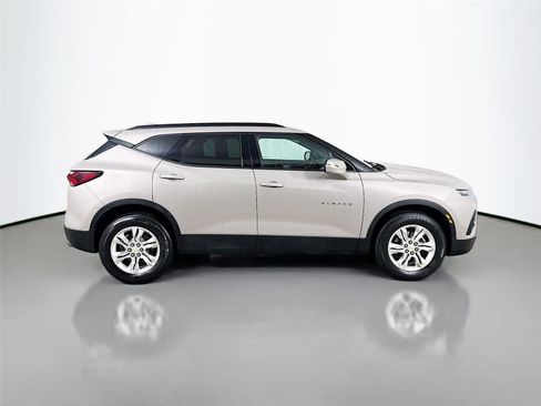 Used 2021 Chevrolet Blazer LT image 9