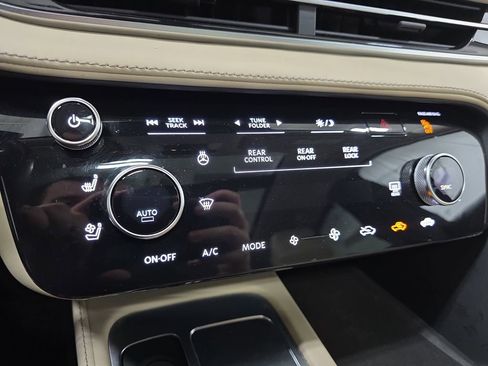 Certified 2023 INFINITI QX60 Sensory w/ Cargo Package AWD/4WD image 20