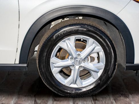 Certified 2023 Honda HR-V LX image 39