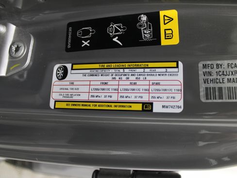 Used 2021 Jeep Wrangler Unlimited Rubicon image 39