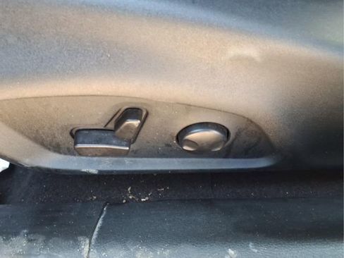 Used 2023 Jeep Compass Latitude image 13