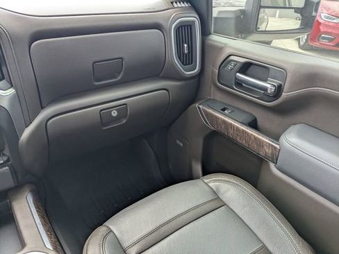 Used 2022 GMC Sierra 2500 Denali w/ Denali Ultimate Package image 16