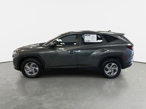 Used 2023 Hyundai Tucson SE image 8
