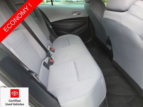 Certified 2025 Toyota Corolla SE FWD image 17