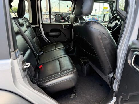Used 2019 Jeep Wrangler Unlimited Sport AWD/4WD image 20