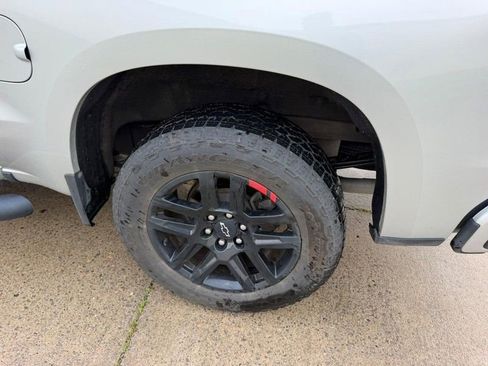 Used 2021 Chevrolet Silverado 1500 RST w/ Redline Edition AWD/4WD image 6