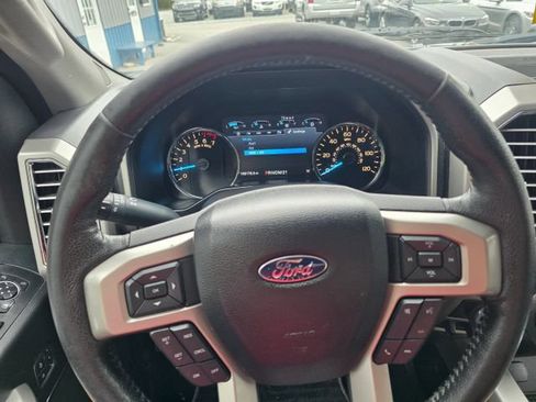 Used 2016 Ford F150 Lariat w/ Equipment Group 502A Luxury RWD image 15