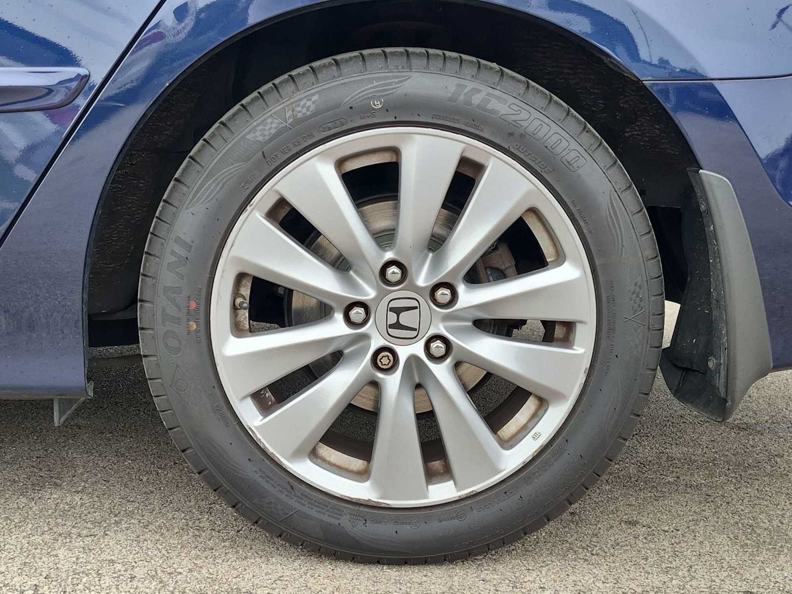 Used 2012 Honda Accord EX image 14