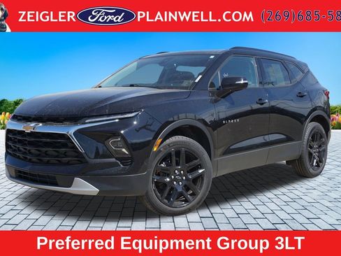 Used 2023 Chevrolet Blazer LT AWD/4WD image 1