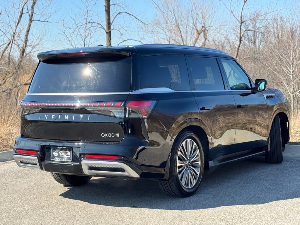 Certified 2026 INFINITI QX80 Luxe w/ Cargo Package AWD/4WD image 6
