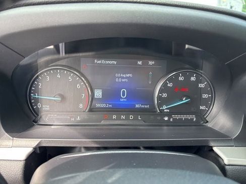 Used 2023 Ford Explorer XLT w/ Equipment Group 202A AWD/4WD image 11