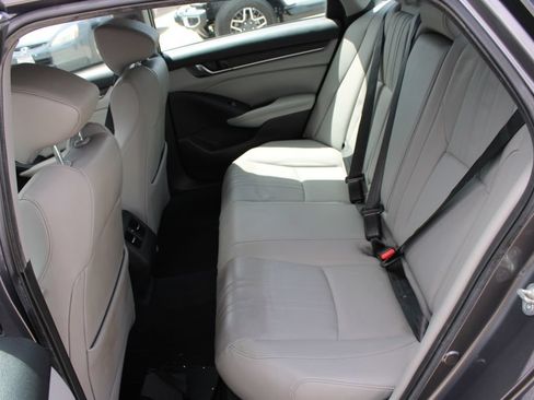 Used 2019 Honda Accord EX-L image 15