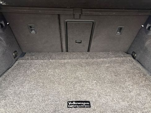 Used 2016 Volkswagen GTI Autobahn w/ Lighting Package (SEL) image 17