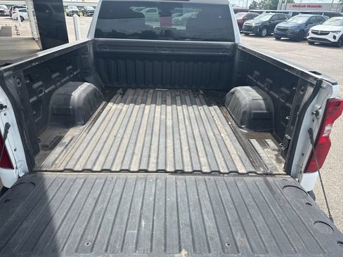 Used 2023 Chevrolet Silverado 1500 LT AWD/4WD image 5
