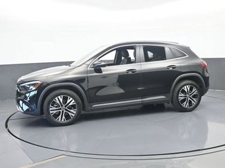 Used 2025 Mercedes-Benz GLA 250 video 2