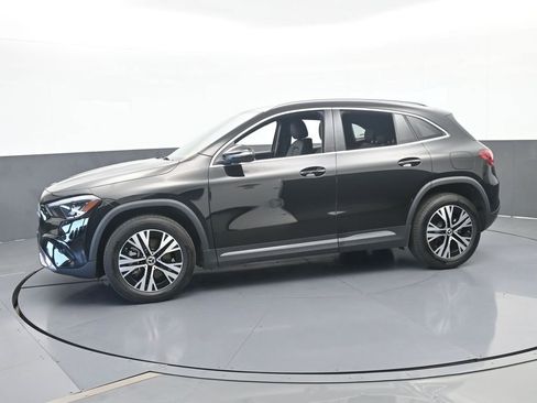 Used 2025 Mercedes-Benz GLA 250 image 2