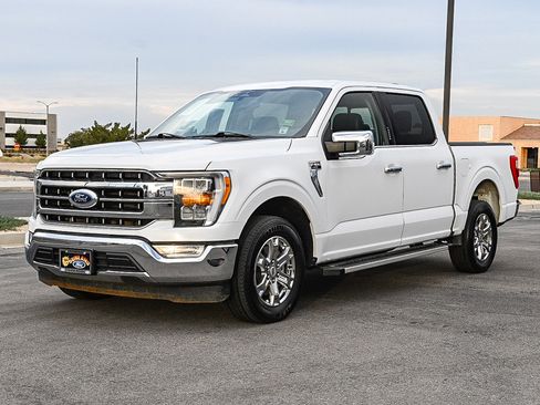 Used 2023 Ford F150 Lariat image 3