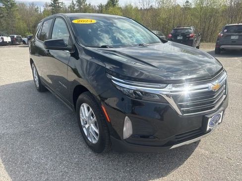 Used 2024 Chevrolet Equinox LT AWD/4WD image 8