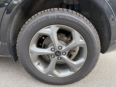 Used 2023 Ford Escape ST-Line AWD/4WD image 16