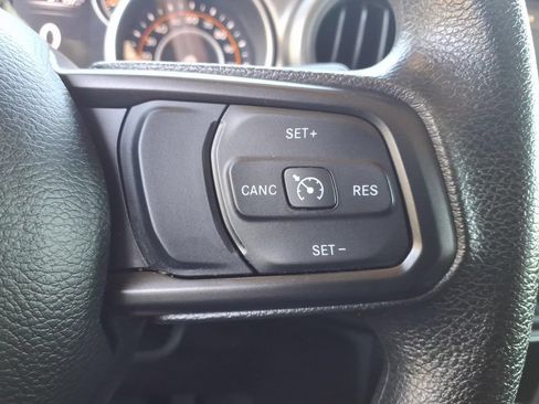 Used 2023 Jeep Wrangler Unlimited Sport AWD/4WD image 30