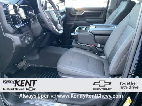 Used 2022 Chevrolet Silverado 1500 LT image 28