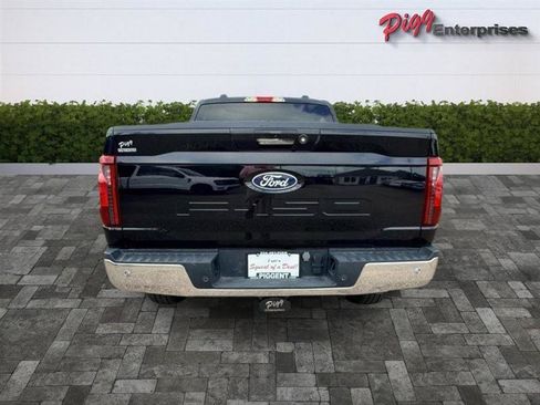 Used 2024 Ford F150 XLT w/ Tow/Haul Package AWD/4WD image 11