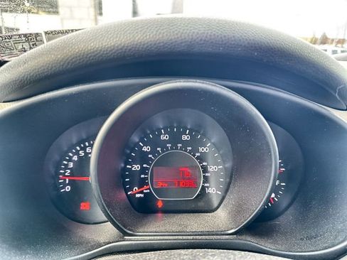 Used 2015 Kia Soul image 7