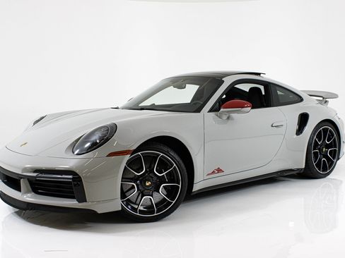 Used 2025 Porsche 911 Turbo S AWD/4WD image 44