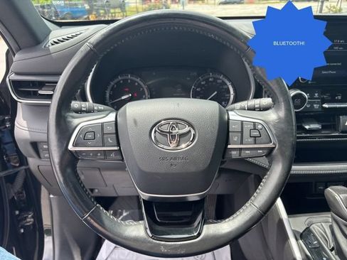 Used 2021 Toyota Highlander XSE AWD/4WD image 14