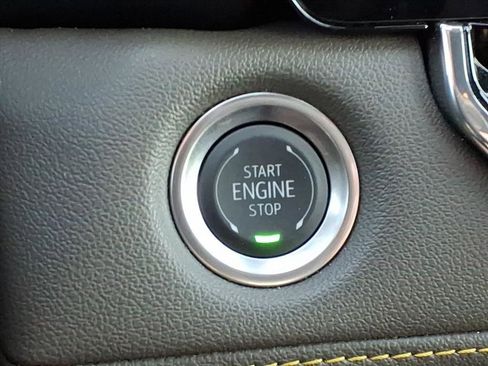 Used 2024 Chevrolet Colorado ZR2 w/ Safety Package image 16