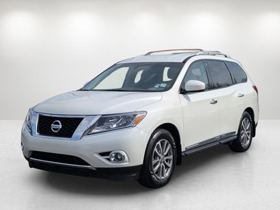 Used 2015 Nissan Pathfinder SL