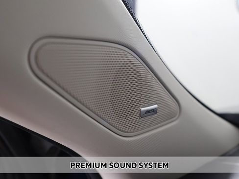 New 2025 Mitsubishi Outlander SEL image 5