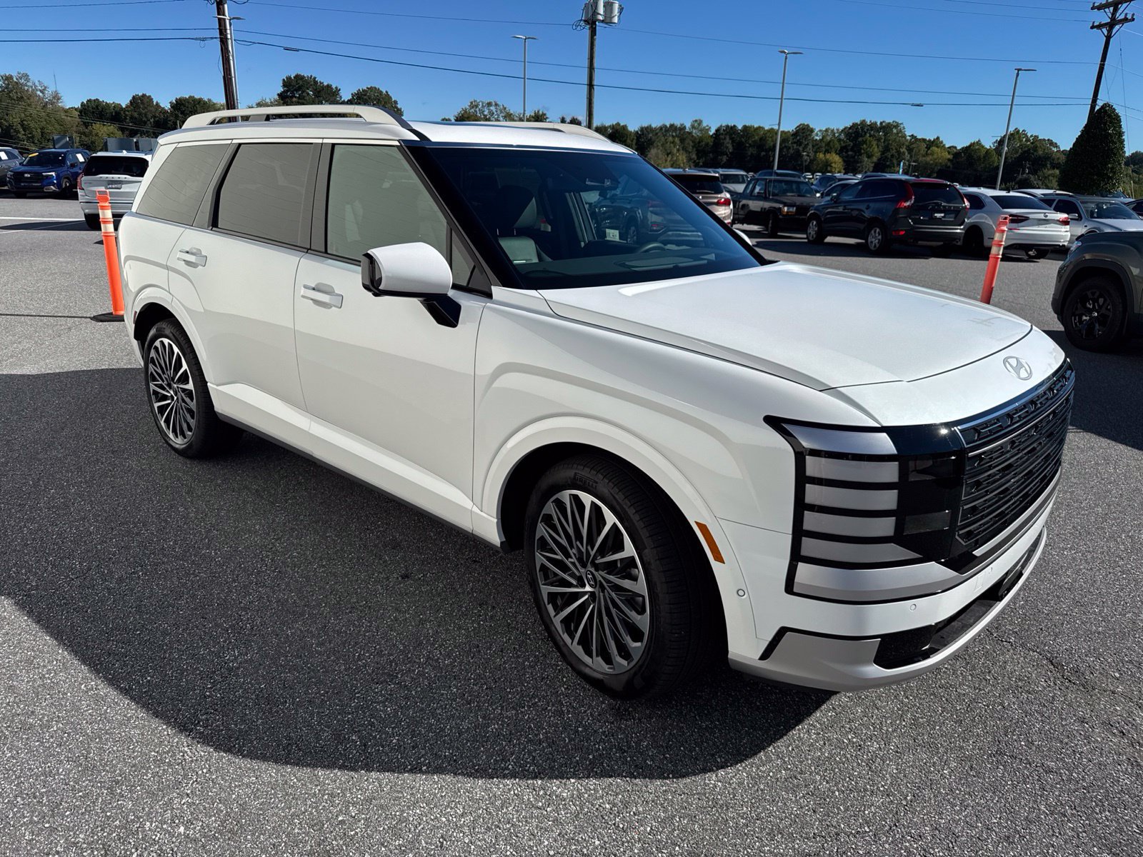Used 2026 Hyundai Palisade Calligraphy AWD/4WD image 3