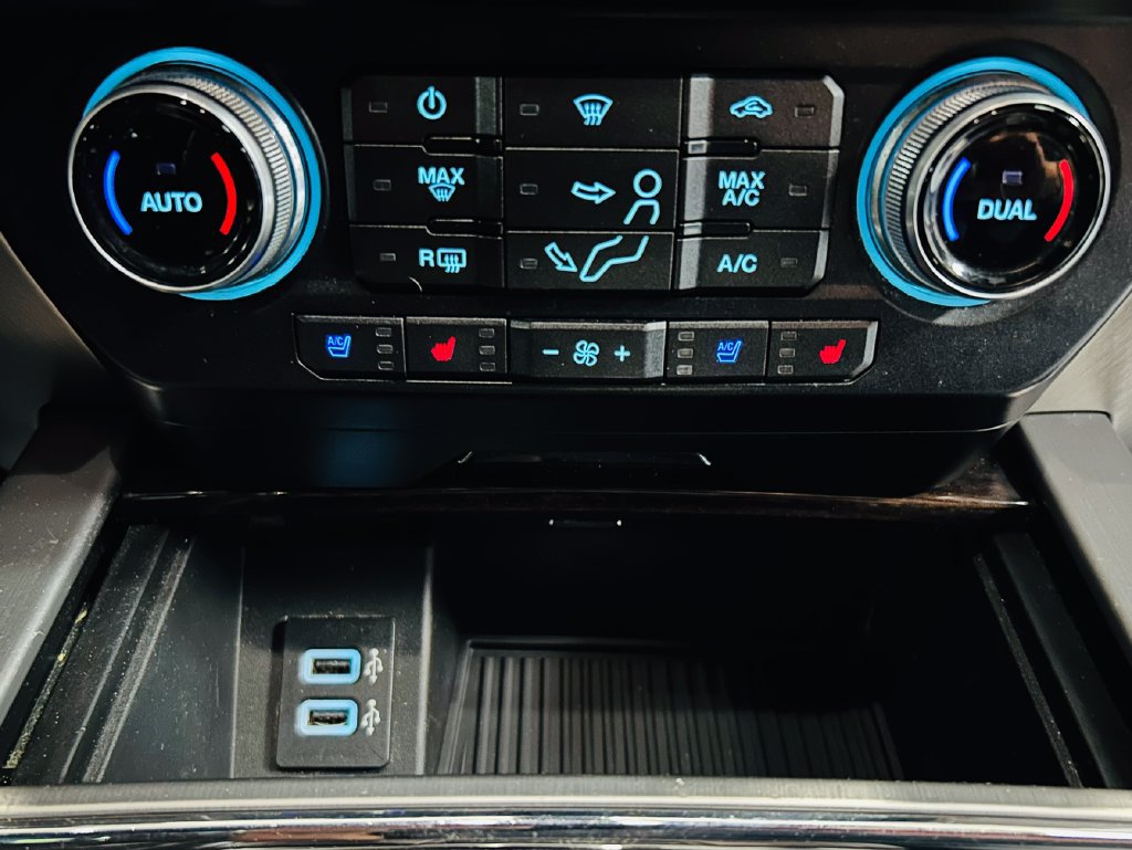 Used 2017 Ford F250 Platinum w/ Platinum Ultimate Package AWD/4WD image 21